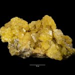 Cristalli di zolfo provenienti dalle miniere della Sicilia meridionale - Foto Arch. Museo Gemmellaro